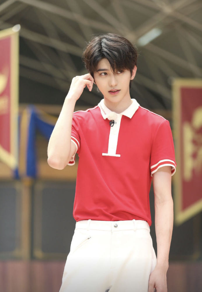 蔡徐坤|2020亚太区最美面孔开始，THE9全员入围，蔡徐坤支持数已超7万