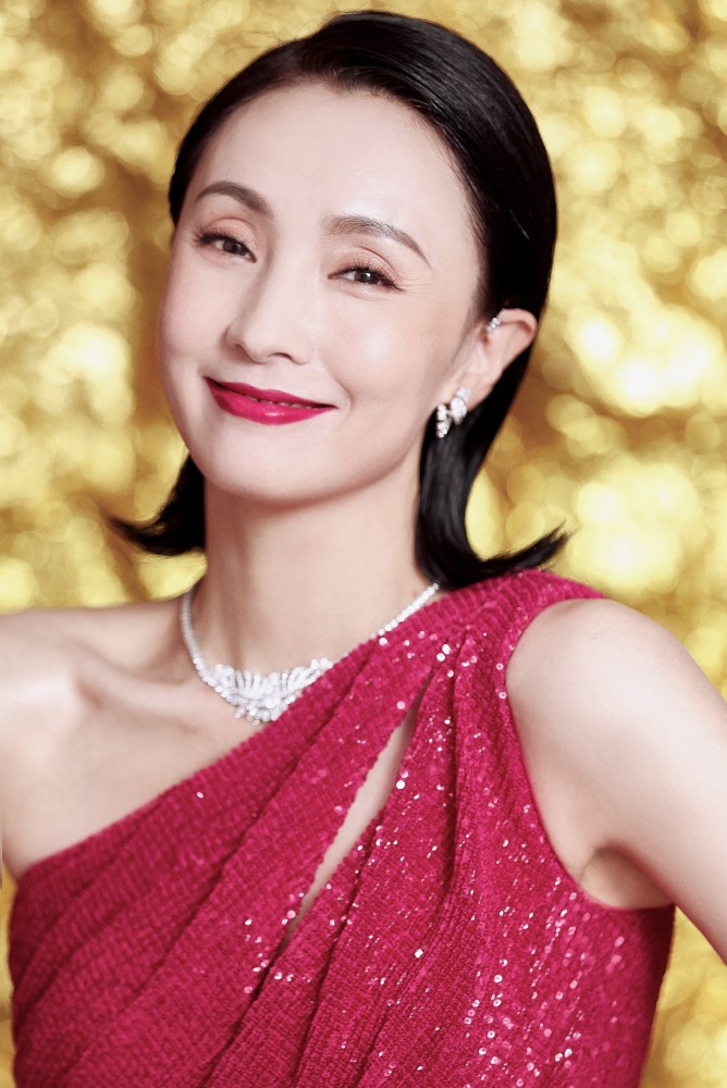 陶虹|陶虹张庭真是“不老神颜”，俩闺蜜再一次合体比美，张庭哪像50岁