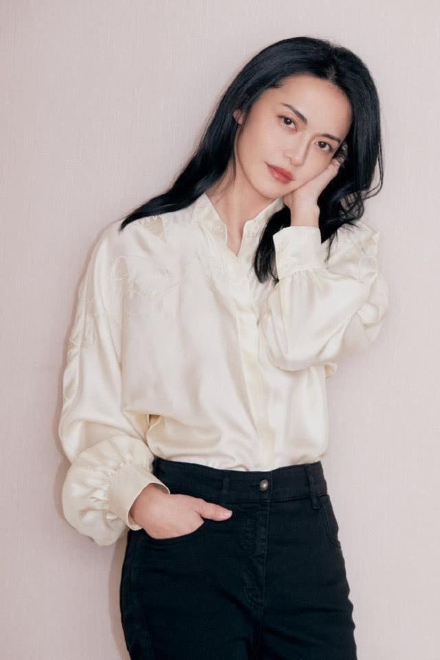 姚晨|谢园去世姚晨发文被指阴阳怪气，“恶之花”后常翻车，代言被抵制