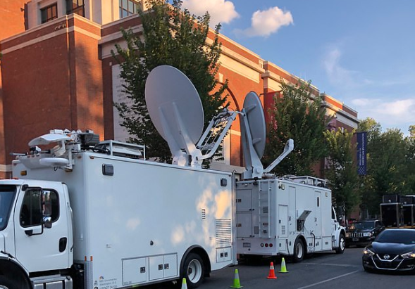 米歇尔·奥巴马|奥巴马将在费城发表演讲：如特朗普再继任四年，美国民主就危险了