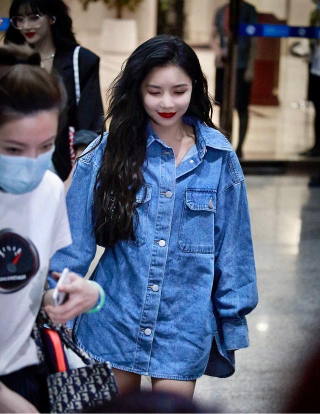 这个张扬又霸气的彩色短发,难道就是传说中五彩斑斓的黑?