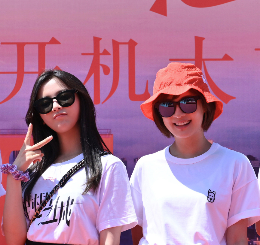 孙俪|孙俪新剧开机，新发型减龄神似20岁，看到主演阵容收视有保障了