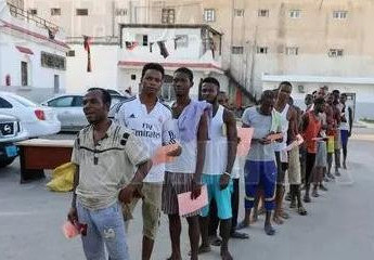 利比亚_出国|偷渡没那么容易！船只出了事故，45名非洲移民在利比亚地区死亡