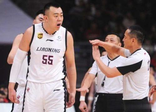 韩德君|大韩为留体制内4年少拿2000万，网友感不值，公务员吃香么