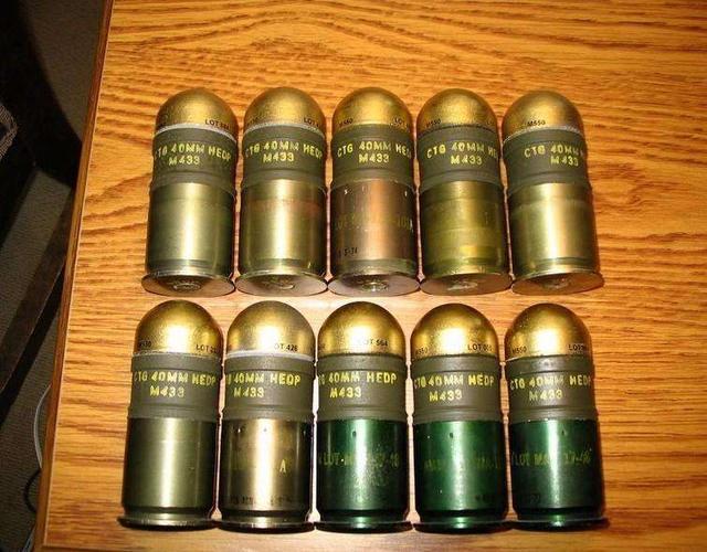 手榴弹如何挂在枪上?南非公司推出左轮式榴弹发射器,美军也采购