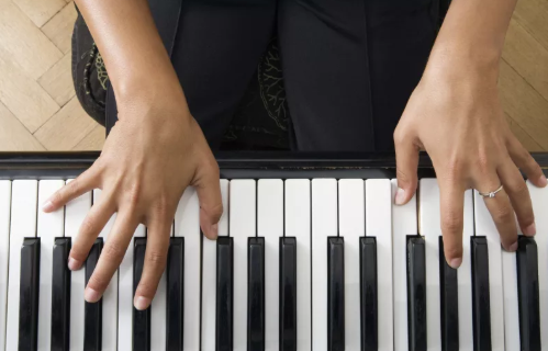 钢琴圈相互嫌弃鄙视潜规则,太形象了!哈哈哈