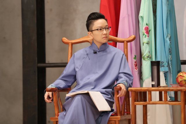 的儿子却走红名气十足,真是很会教育|京剧|呼延生|屠洪刚|王佩瑜|歌手