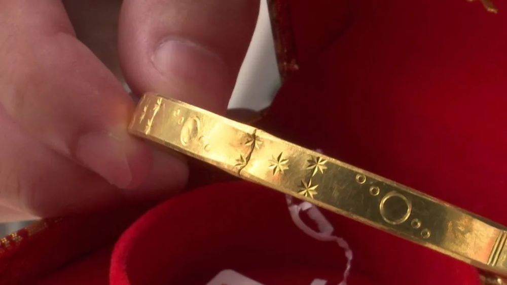 老天宝黄金黄金手镯断裂换货要收加工费