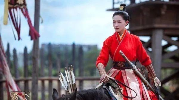 万茜|上7次热搜，却圈了一波黑粉，业内高口碑的万茜活该“垮”掉？