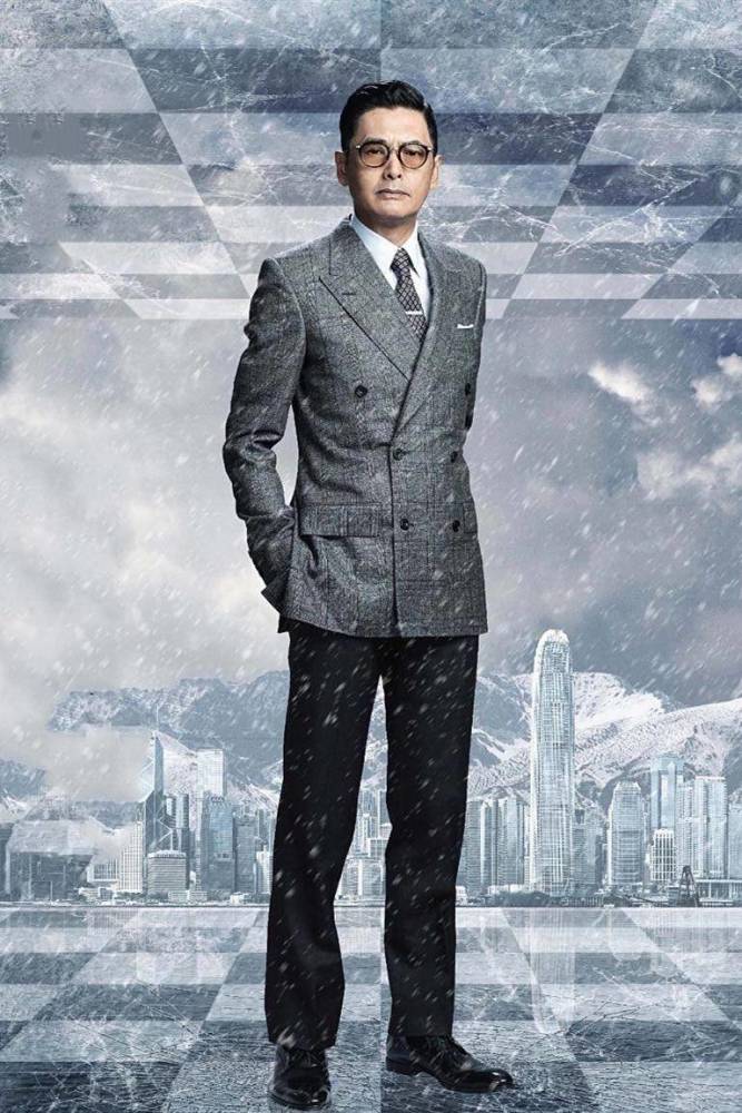 65岁周润发身材一如既往穿运动装利落帅气身形健壮不输小伙子