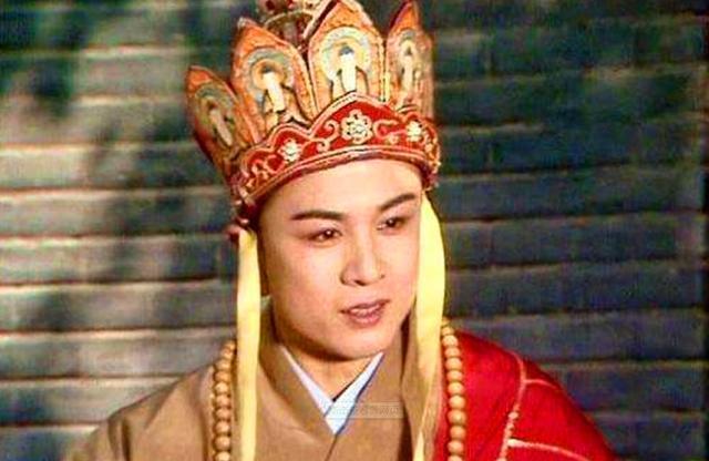 迟重瑞|“唐僧”迟重瑞富态十足，携女首富妻子办活动，还请白岩松撑场面
