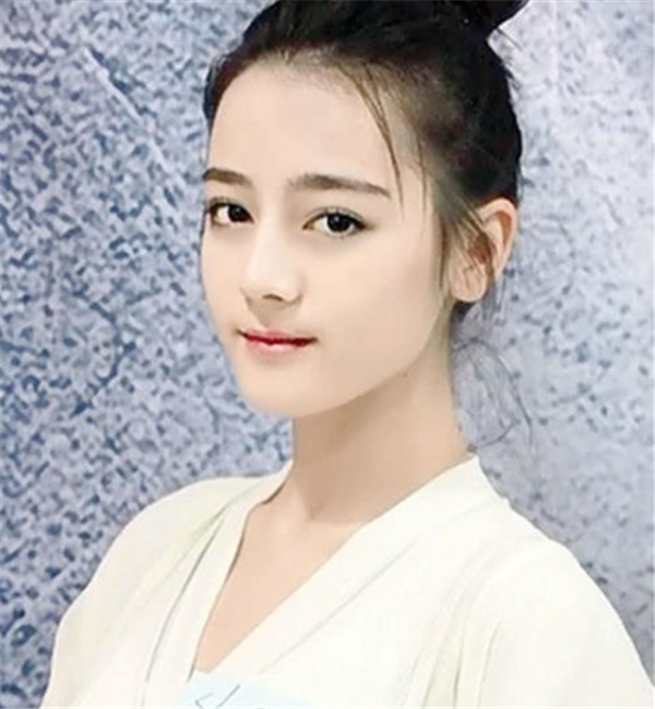 女明星18岁的颜值,baby可爱,刘亦菲清纯,看到杨幂:失恋了