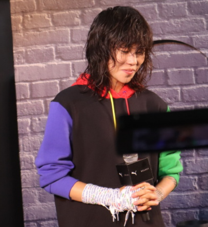 窦靖童|可算等到窦靖童留长发！气质如兰不输妈妈，王菲终于能放心恋爱了