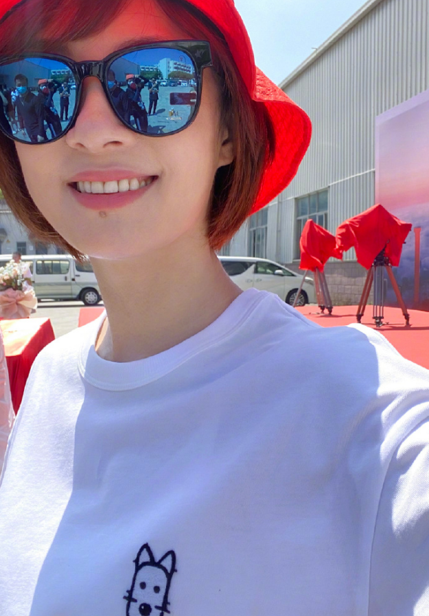 有种"整容"叫孙俪剪短发,青春打扮如20岁,生图比杨超越还年轻