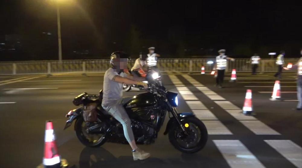 交管部门|7月中旬以来 北京查处严重交通违法1.4万起713人被拘