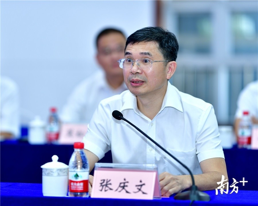 智慧停车来了黄江拟对13个路段停车位进行智能改造