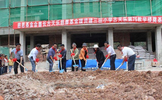 古天乐|被卓伟曝假慈善，古天乐未正面回应，最新两篇日志却都跟台风有关