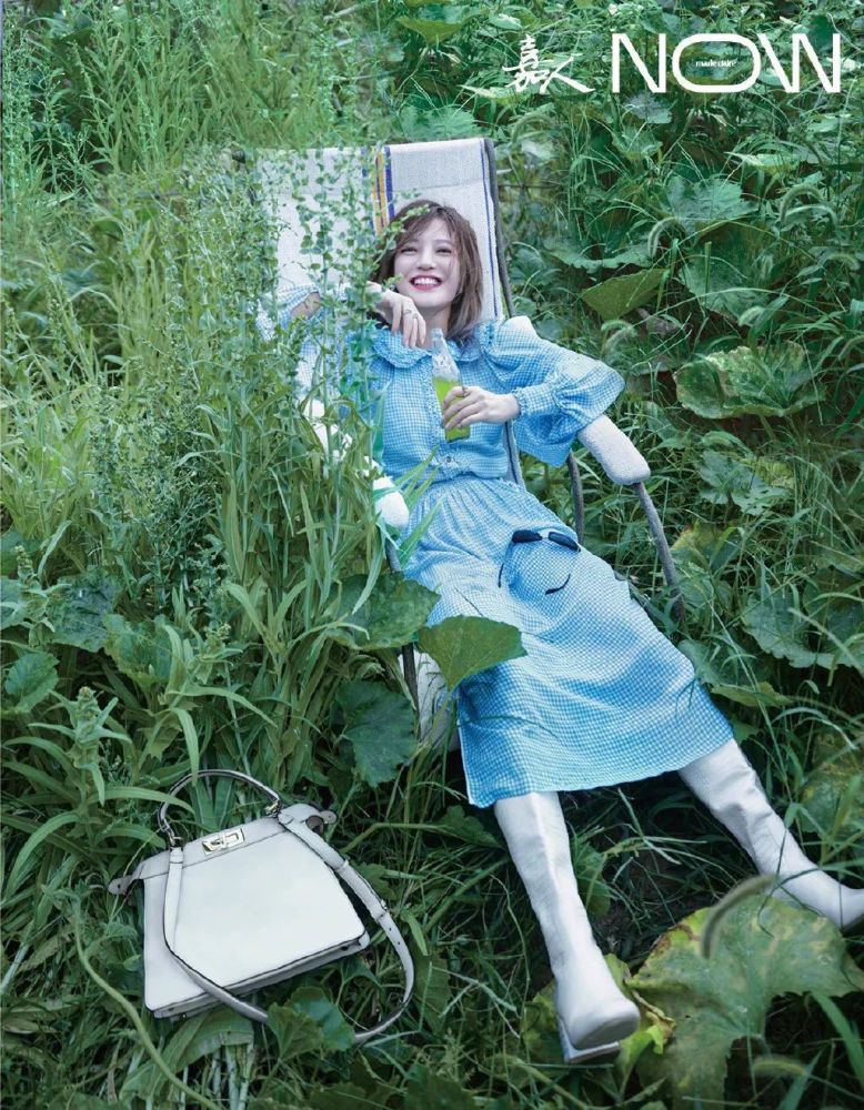 嘉人now|组图：赵薇《嘉人NOW》创刊号封面大片 扑面而来的青春气息