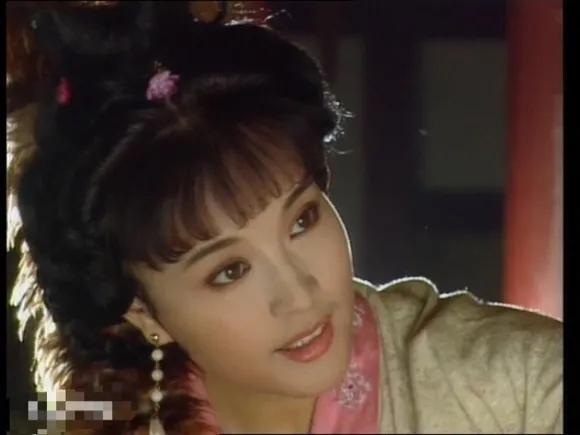 刘晓庆|对林青霞“不屑”，让巩俐演宫女，“高龄少女”刘晓庆哪来的底气