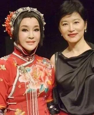 刘晓庆|对林青霞“不屑”，让巩俐演宫女，“高龄少女”刘晓庆哪来的底气