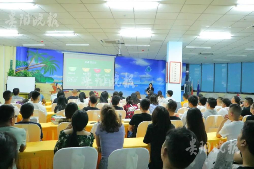 贵州省适应性考排名_贵州省2020年普通高考适应性考试成绩统计表出炉(2)