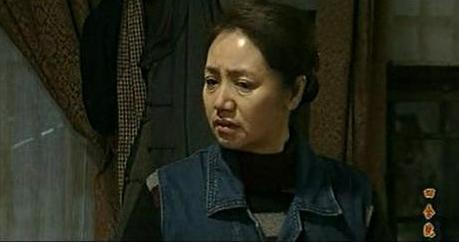 "母亲专业户"李野萍:国家一级演员,戏红人不红,亲弟李幼斌