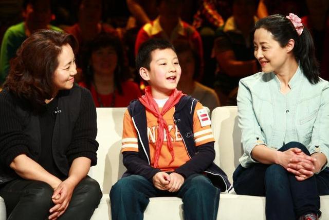 母亲专业户李野萍国家一级演员戏红人不红亲弟李幼斌