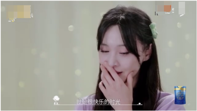 郑爽|郑爽再次落泪，自称懂事太早并不幸福，网友：她真的懂事吗？看吐了
