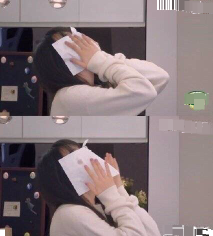 郑爽|郑爽再次落泪，自称懂事太早并不幸福，网友：她真的懂事吗？看吐了