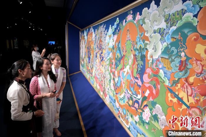 唐卡|50余幅精美唐卡亮相广西南宁 尽显藏文化魅力