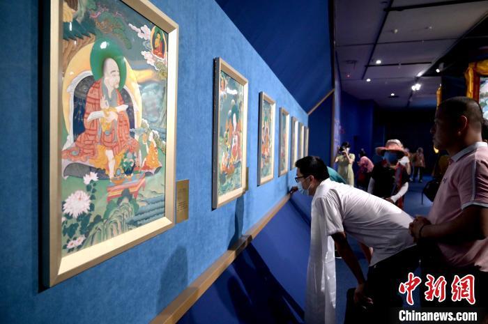 唐卡|50余幅精美唐卡亮相广西南宁 尽显藏文化魅力