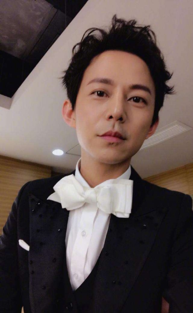 炅怎么读(主持人何炅的炅怎么读)