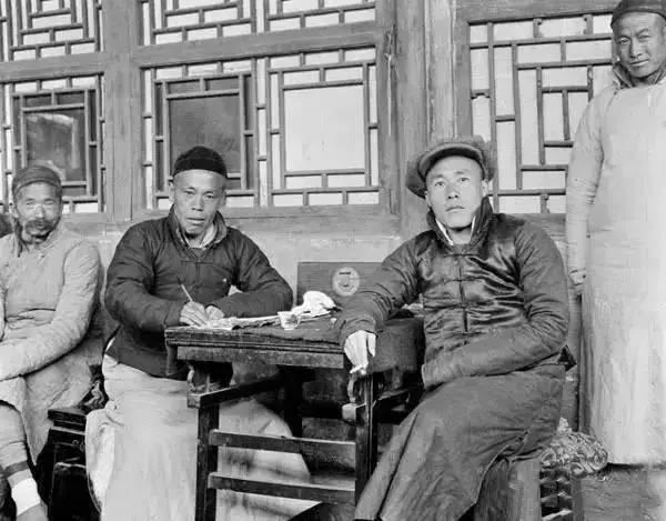 老照片|民国时期珍贵老照片，一大半你都没见过