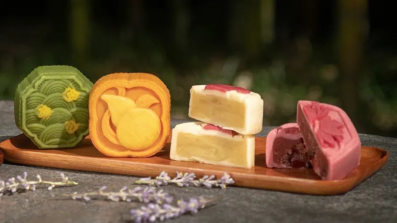 月饼|能吃的“太阳神鸟”、超酷的月球灯·今年的文创月饼，爱了爱了