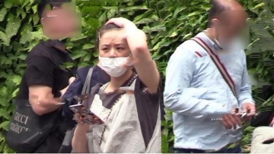 马思纯|马思纯走出抑郁阴霾，直播时笑容灿烂状态好，6字回应感情现状