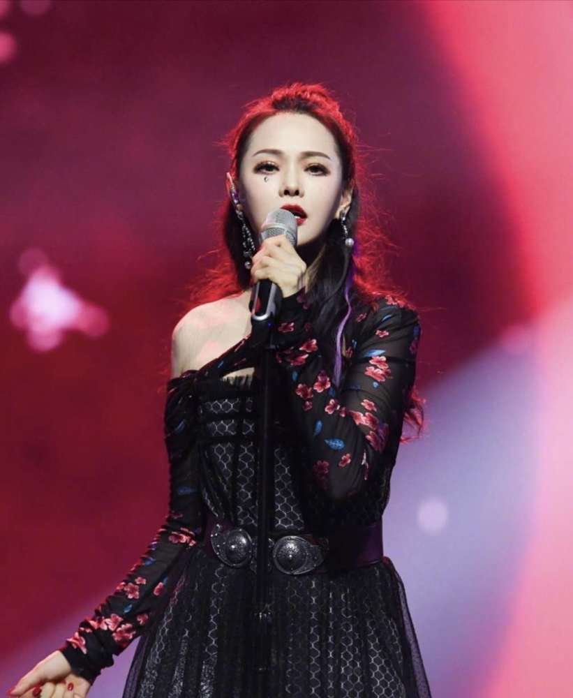 伊能静|5G冲浪达人伊能静不会用拍一拍，到底是炒作，还是真话？