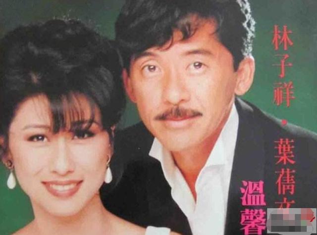 叶倩文|58岁叶倩文与小鲜肉亲密贴脸不避嫌，曾抢闺蜜老公，还甩过费翔？