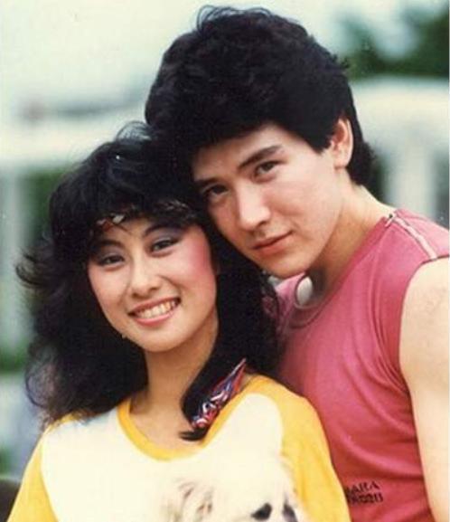 叶倩文|58岁叶倩文与小鲜肉亲密贴脸不避嫌，曾抢闺蜜老公，还甩过费翔？