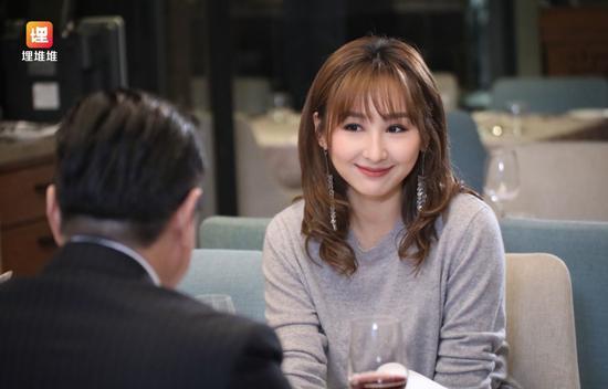 tvb《反黑路人甲》王浩信,高海宁两个人好有喜感,太适合喜剧了