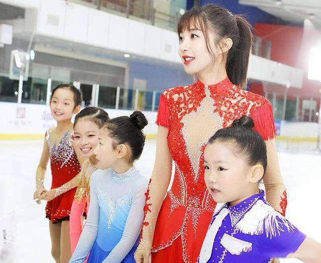 《蒙面舞王》李菲儿摘下面具那一刻,很多人都懵了,她怎么变样了