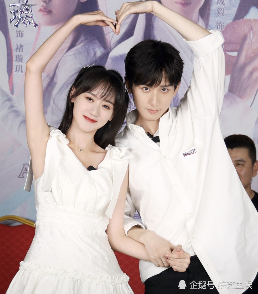 吻戏|吻戏亲了7，8回，婚后带娃齁甜，《琉璃》爱了爱了