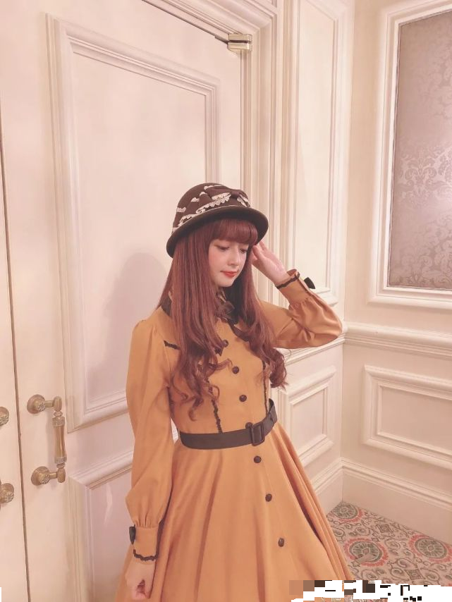 青木美沙子|甜美魅惑娃娃脸，30万lo娘总教头，凭一张不长皱纹的脸火到漫画圈