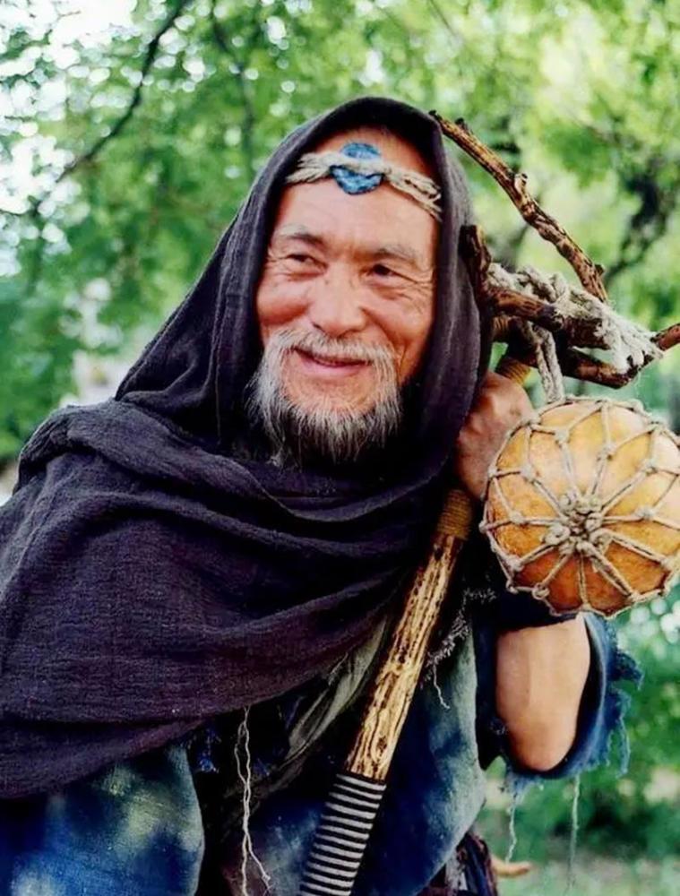 闯关东演老独臂轩辕大帝饰炎帝86岁成最帅老头