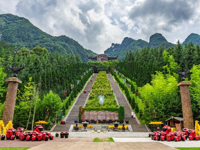 野人|湖北最大原始森林，居世界四大自然之谜首位，传有野人却至今无解