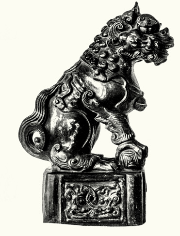 龙犬|屋脊獸“龍犬”的庇護意義