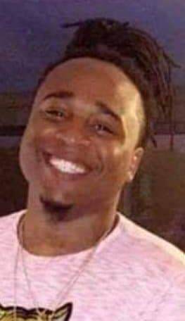 美国爱荷华州|男子为孙子举办葬礼，没想到在葬礼上儿子也死了