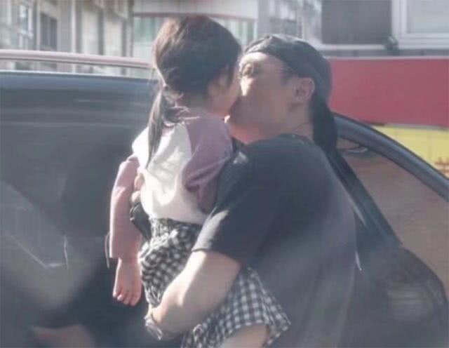 霍建华|霍建华与余文乐陈建州罕见同框打篮球，昔日男神变大叔，颜值纷纷下跌