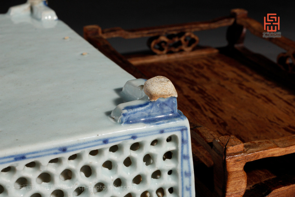 青花|清中期青花镂雕四方水仙盆