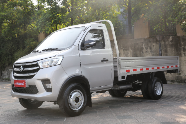 成功男士背后的"贤内助",长安新豹31.6l版!