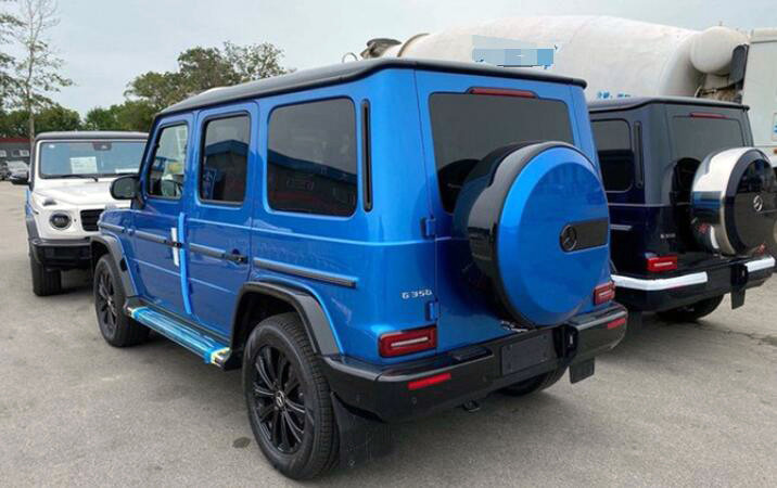 2.0t奔驰大g实车现身,蓝色车身,运动感十足,最高降40万!